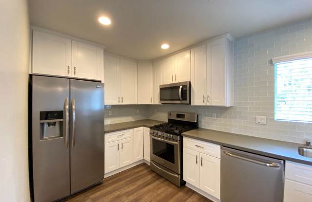 5BD/2BA, Private Yard, Close to Campus!! Gallery 4