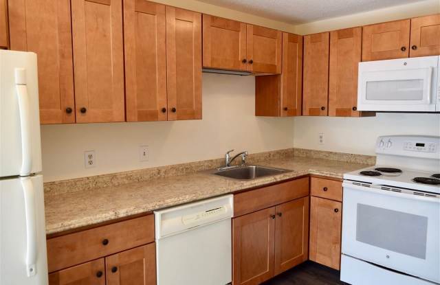 796 Court Street photos photos