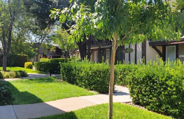 500 Thunderbird Drive unit: 116 photos photos