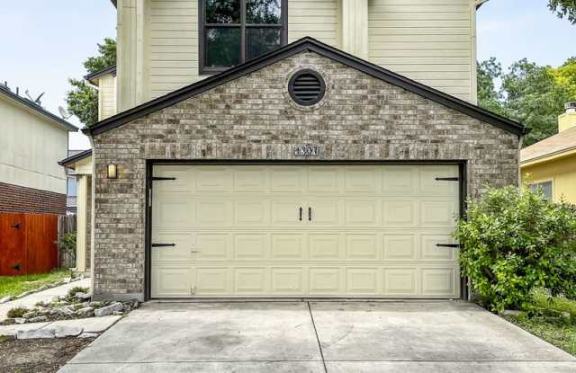 Charming Home In San Antonio photos photos