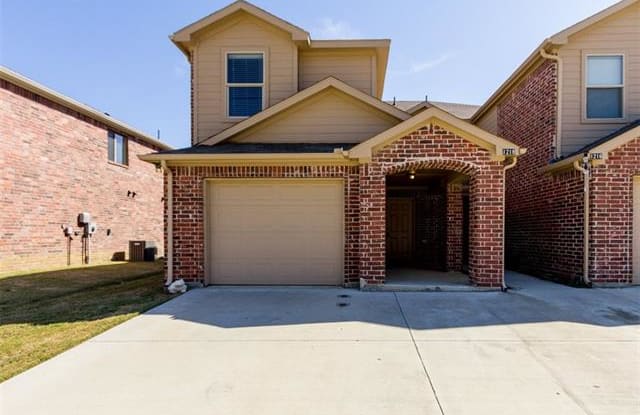 1221 Bayfield Street - 1221 Bayfield Street, Denton, TX 76209