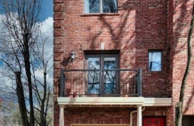 35 Mews Ln photos photos