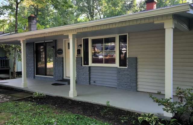 Black Mountain Rental Gallery 1