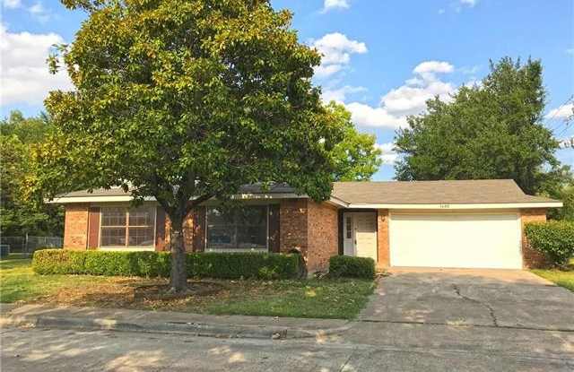 1400 White Way - 1400 White Way, McKinney, TX 75069
