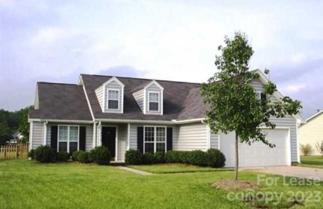 12615 Cumberland Crest Drive - 12615 Cumberland Crest Drive, Huntersville, NC 28078
