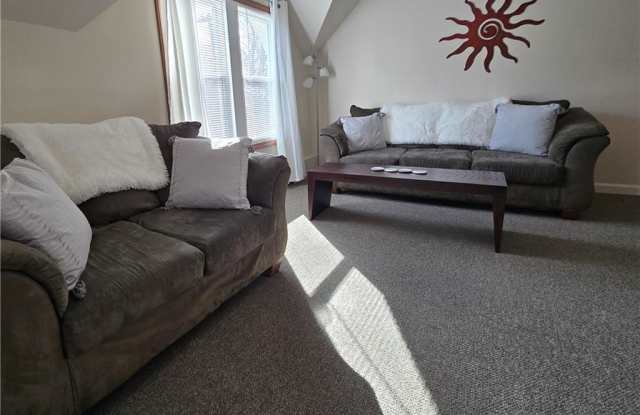 81 Old Hopkinton Road Gallery 2