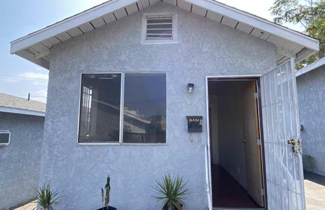 3009 1/4 Sierra St. photos photos