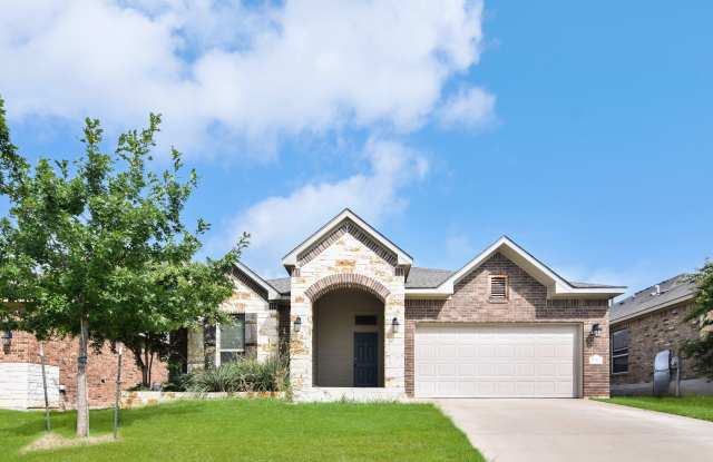 5902 Blackstone Dr photos photos