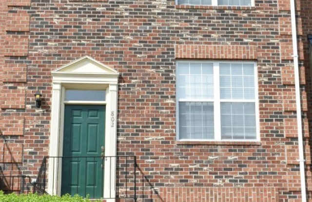 STAFFORD TOWNHOUSE - HANDY TO QUANTICO, SHOPPING AND RESTAURANTS! photos photos