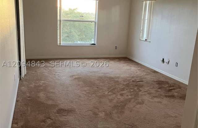 608 Gentle Breeze Dr Gallery 2