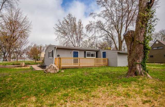 COMING SOON! 3 Bed 1 Bath home in Kansas City $1375! - 7400 East 87th Street, Kansas City, MO 64138