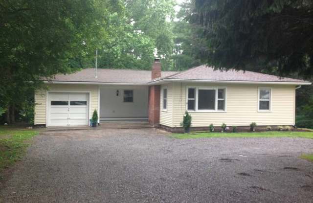339 Fairport Road - 339 Fairport Road, Monroe County, NY 14534