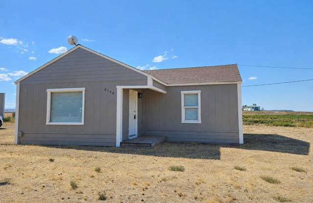 Beautifully Remodeled 2-Bedroom Home! photos photos Beautifully Remodeled 2-Bedroom Home! photos photos