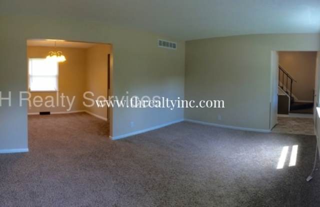 6814 Studebaker Lane Gallery 3