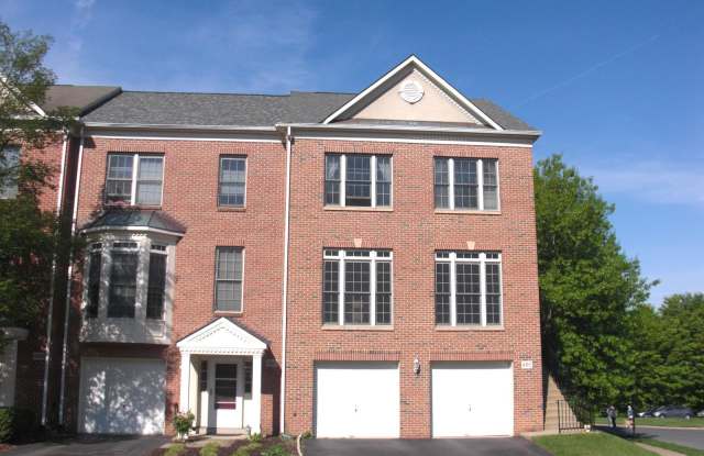 492 WINDING ROSE DRIVE Gallery 2