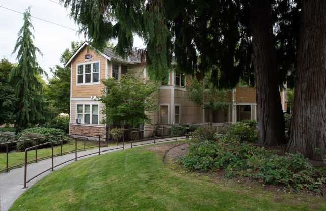 2 Bed 2 Bath Nelson Ridge Condo - Close to Everything! photos photos