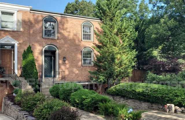 Renovated and Spacious Squirrel Hill Townhouse photos photos Renovated and Spacious Squirrel Hill Townhouse photos photos