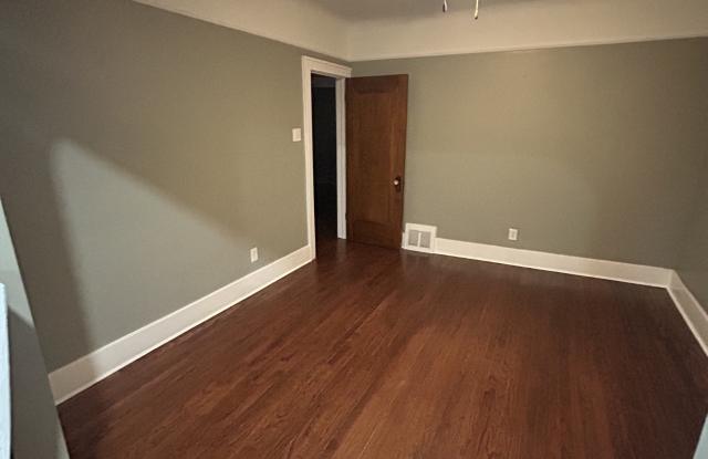 5266 Coplin Street photos photos