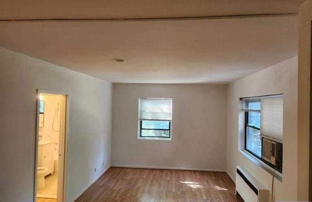 3040 Edwin Avenue Gallery 2