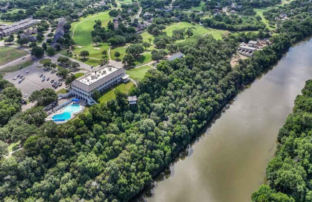 8511 Westover Court Gallery 4