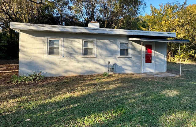 AVAILABLE TO SHOW! - 518 Costner Street, Mount Holly, NC 28120