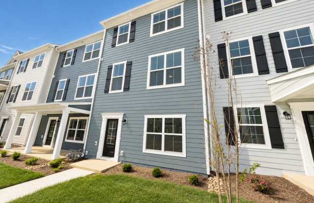 Modern Blacksburg Townhome with Garage, Balcony, Internet & Water Included with the Rent photos photos Modern Blacksburg Townhome with Garage, Balcony, Internet & Water Included with the Rent photos photos