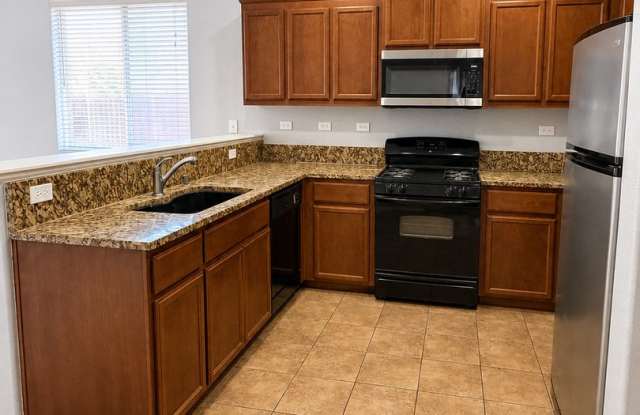 4 bedroom 2 bath home in Merced Gallery 4