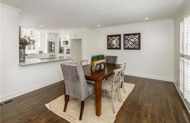 3017 Greenfield Drive Gallery 4