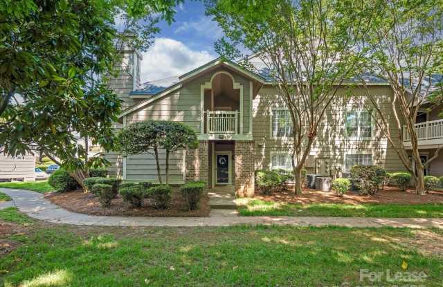 5011 Sharon Road photos photos
