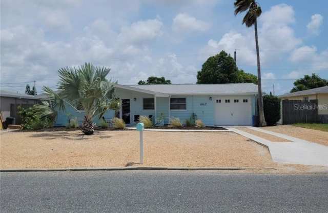 4018 CHESSWOOD DRIVE - 4018 Chesswood Drive, Holiday, FL 34691