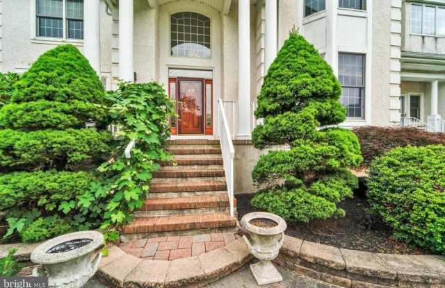 19 MEADOWLARK DRIVE Gallery 2