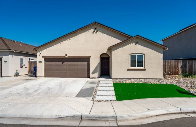 Modern, solar-ready, 3 bed / 2 bath House for Rent photos photos