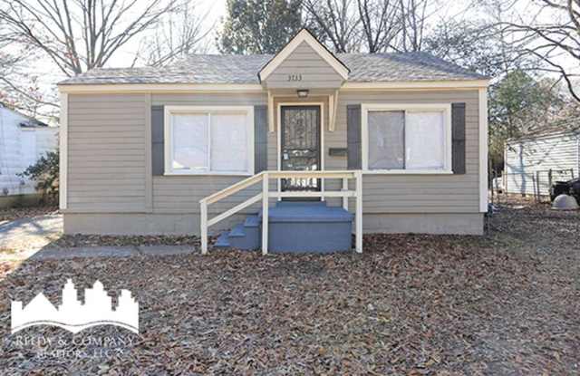 3733 Miami Ave photos photos