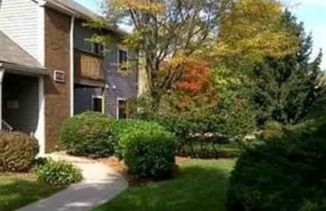5219 RAVENS CREST Drive Gallery 1