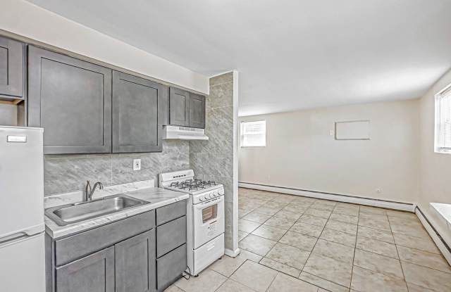 7106 Oxford Ave photos photos