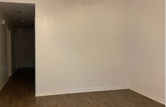 3718 Oldenburg Ln Gallery 2