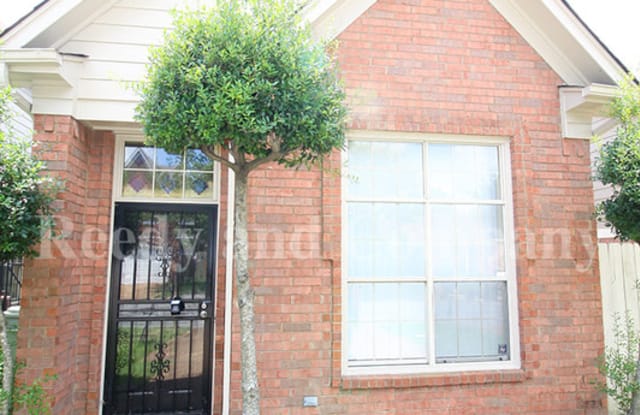 5545 Emerald Hills Dr - 5545 Emerald Hills Drive, Memphis, TN 38115