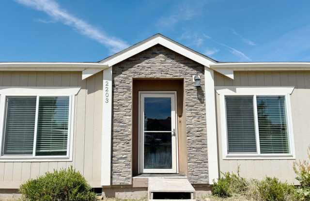 Beautiful 3 Bed, 2 Bath Home in Idaho Falls, Idaho! photos photos Beautiful 3 Bed, 2 Bath Home in Idaho Falls, Idaho! photos photos