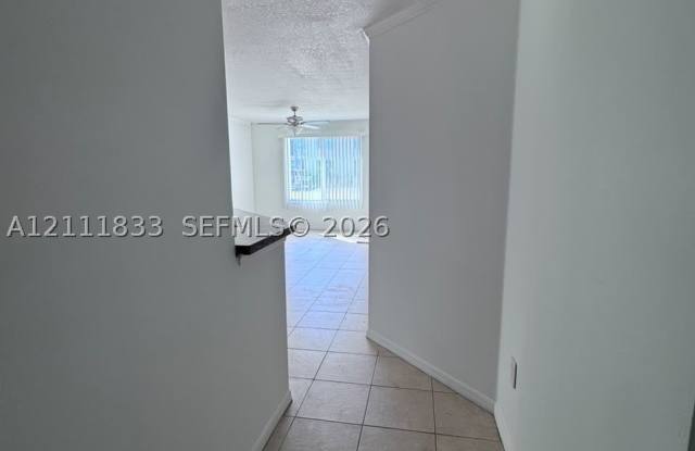 207 Villa Cir Gallery 2