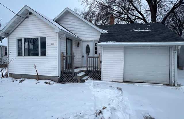 Beautiful 2 Bedroom 1.5 Bathroom Home photos photos