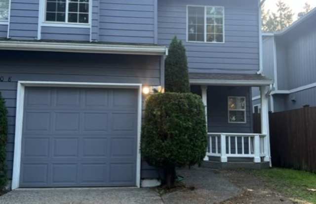 Fully renovated Renton Highlands 3-bedroom, 2.5 bath, 1234asf townhome. photos photos