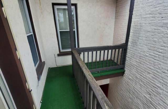 1720 PERKIOMEN AVENUE Gallery 2