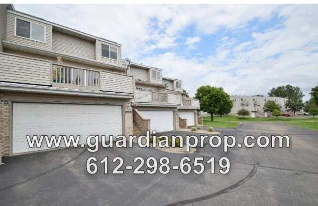 Rosemount Townhouse Available September 1, Open Floor Plan, Lower Family Room, Huge Deck, 2 Car Garage photos photos