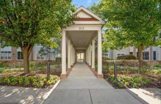 2115 GANTON Green unit: 111 photos photos