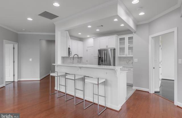 400 CAMERON STATION Boulevard photos photos