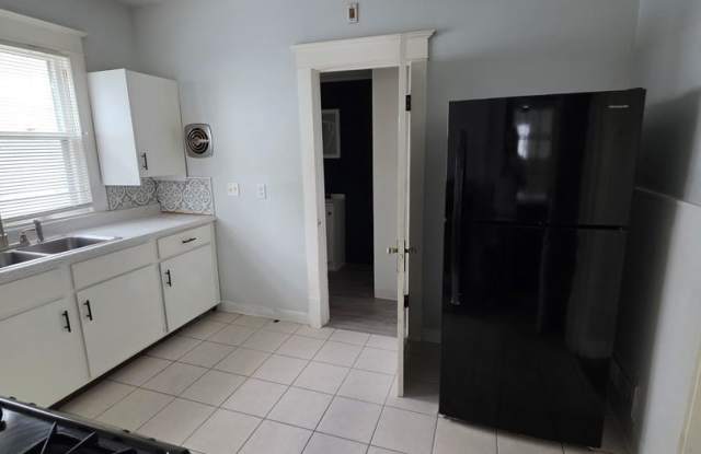 1523 10th Ave photos photos