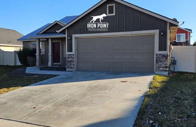 3bed/2bath home w/bonus room, 2 car garage, fenced yard, and landscaping included. photos photos 3bed/2bath home w/bonus room, 2 car garage, fenced yard, and landscaping included. photos photos