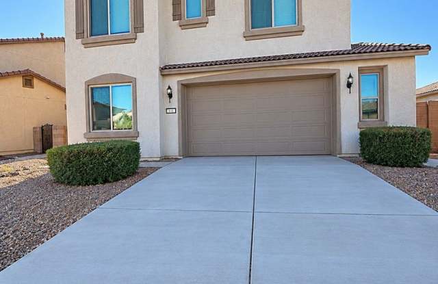 Beautiful 4 Bedroom 3 Bathroom House For Rent Gallery 1