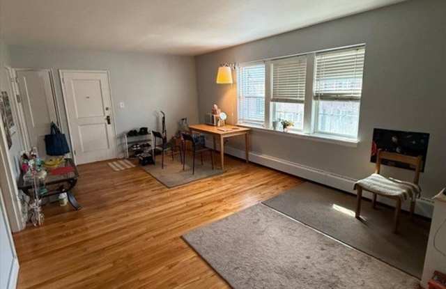 78 Boylston St unit: 4 photos photos