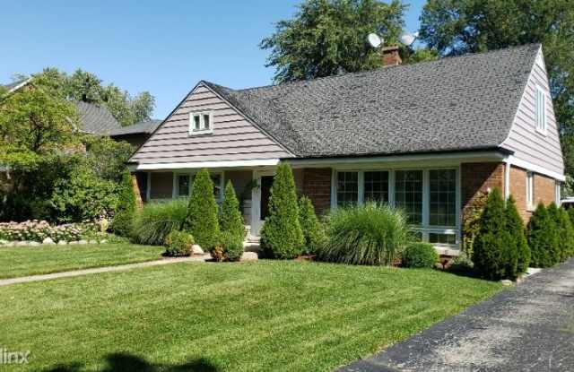 1911 S PROSPECT AVE Gallery 3